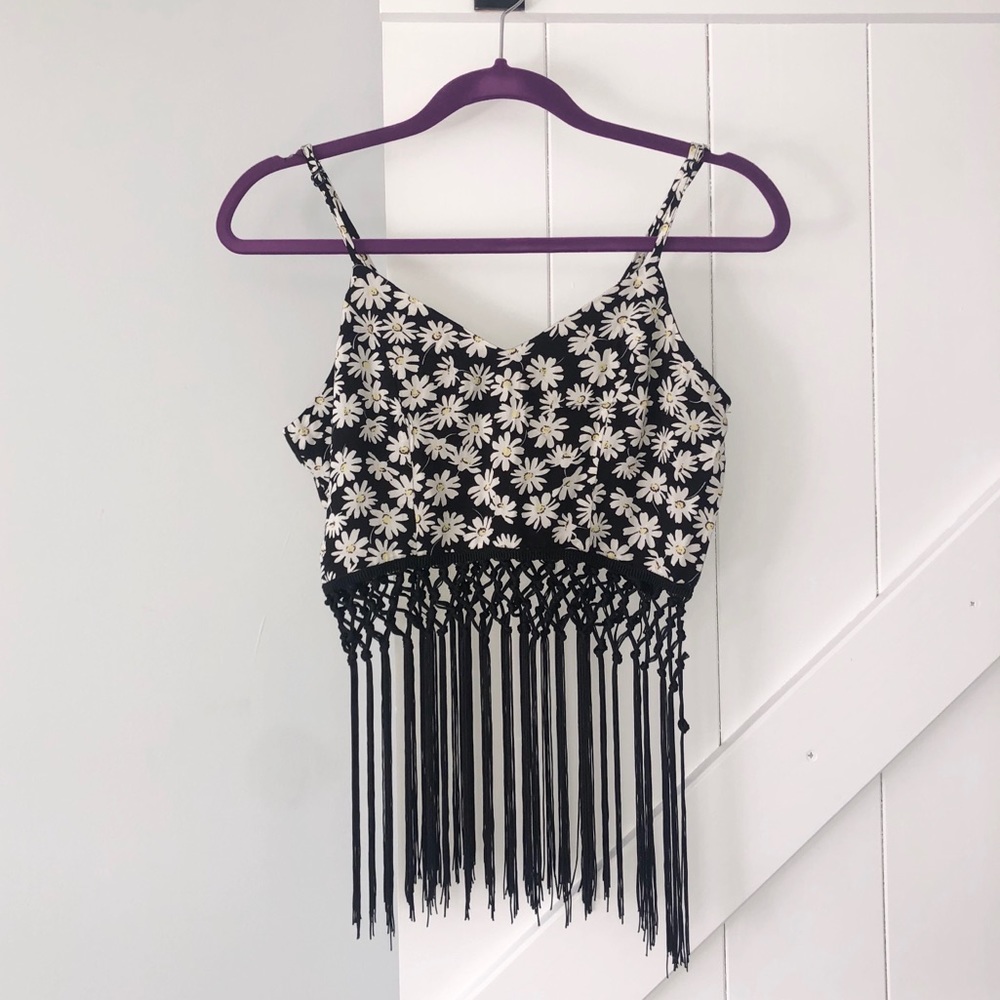 LF Daisy Fringe Crop Top
